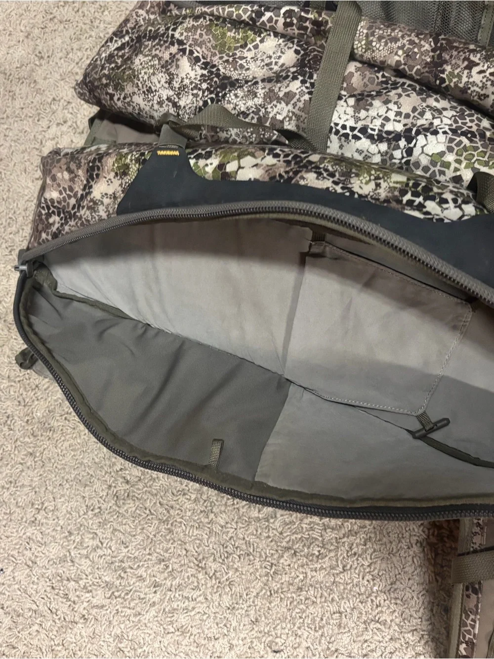 Badlands MRK 3 Camo Hunting frame Backpack with Bow/Rifle Carry